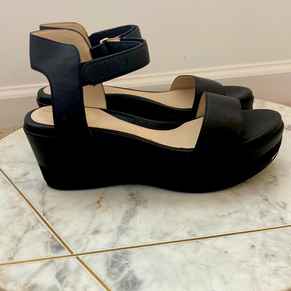 Cole Haan Grand Ambition size 8 sandals. NWOB.